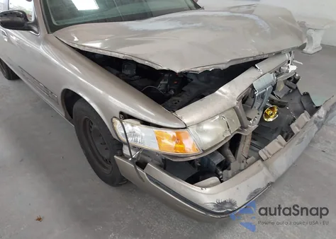 2001 Mercury Grand Marquis Gs z USA, uszkodzony, nr VIN 2MEFM74W51X613819